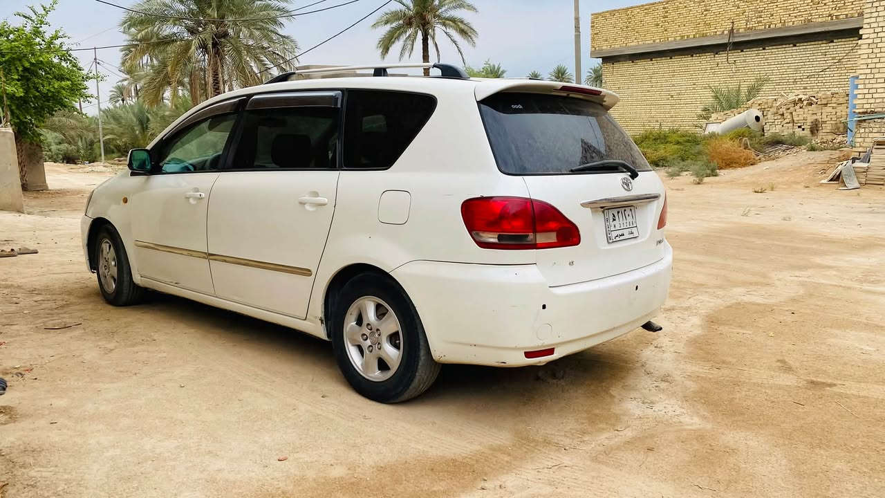 ٧ راكب • موديل ٢٠٠٣ • رقم بغداد