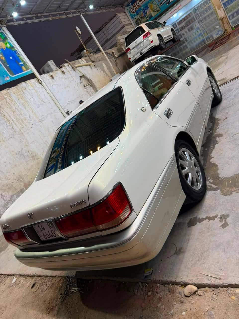 ملكه 2000 نقل بطه جديده جاهزه من كلشي مكينه وكير وحداده مشط جديد كله جاهزه سنوية لل 31 تحويل ثاني يوم مكاني البصره السعر 97 وبيه مجال ***********
