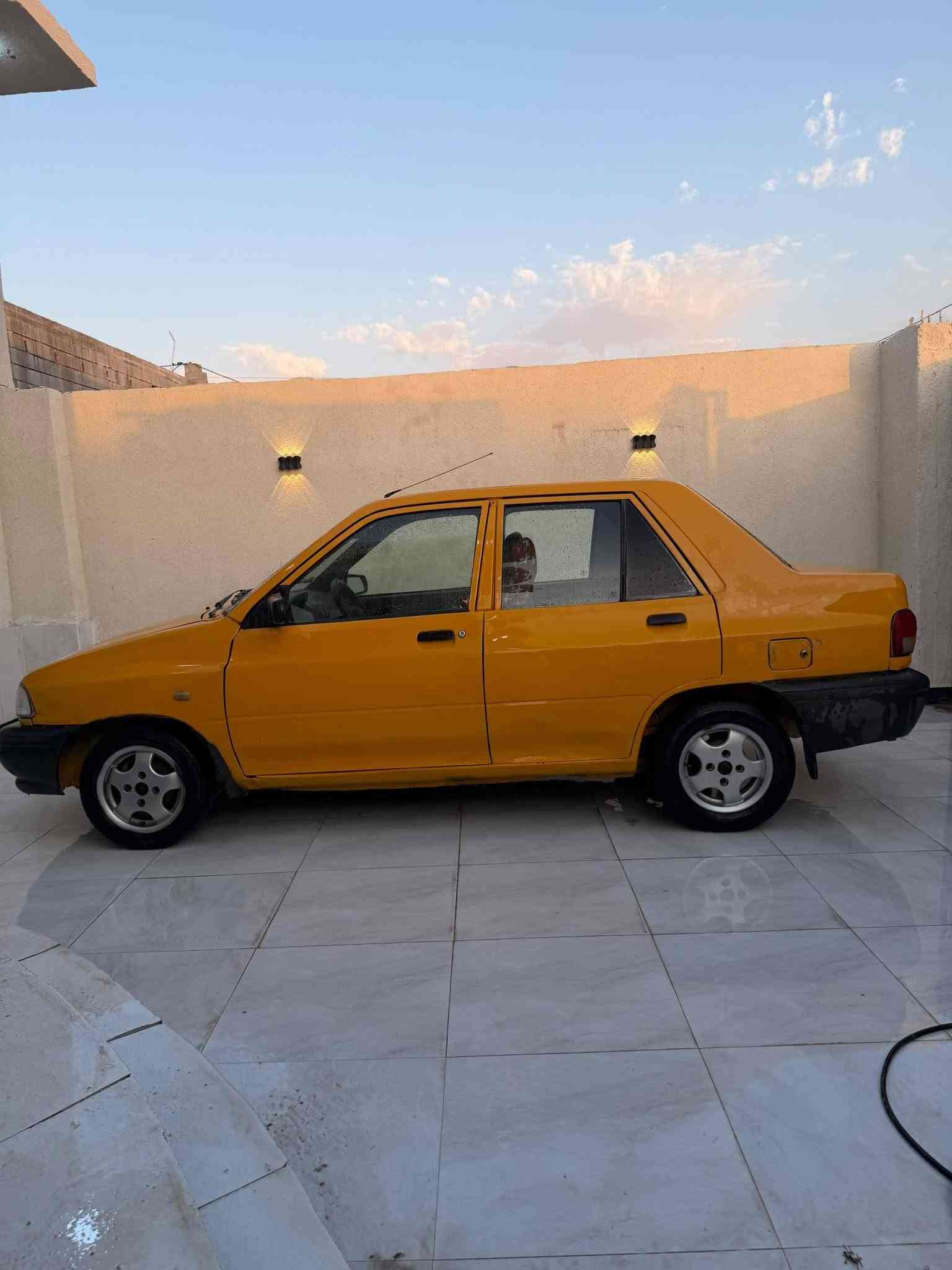 سايبه موديل 2018 مصفره هيئه وغرامات تحويل بكل وقت السياره كفاله عامه لا ضربه ولا تبديل جاهزه كهربائيات كلهه شغاله تبريد شغال مكينه وكير مكفولات السعر25 
العنوان البصرة القرنة الرقم ***********

