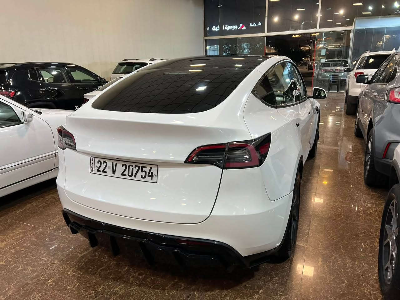 Tesla model Y 

مواصفات كندي موديل ٢٠٢٣
ماشي ٢٨٠٠٠كم

سعر ١٨٥$ورقة

***********
***********
