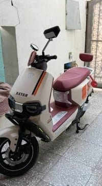 لبيع دراجه وحش الكون السعر٣٠٠ بيع مستعجل تصال رقم 07763750938 ‬‏