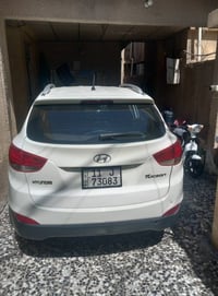 ‎السلام عليكم توسان موديل ٢٠١١خليجي ماشيه ١٩٤ كفاله من الصبخ والضربه‎ ...