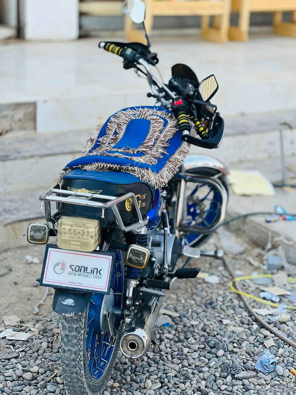 سلام عليكم دراجة نامة برو موديل٢٠٢٤
محرك ما مفتوح شرط ✅
نصبة معدلة🔥
كاتم 
خمسة كير 
كهربائيات شغالة 
الدراجة ربع ماتحط عليها
طالب عليها 675وقابلة للتفاوض
للتواصل ***********
