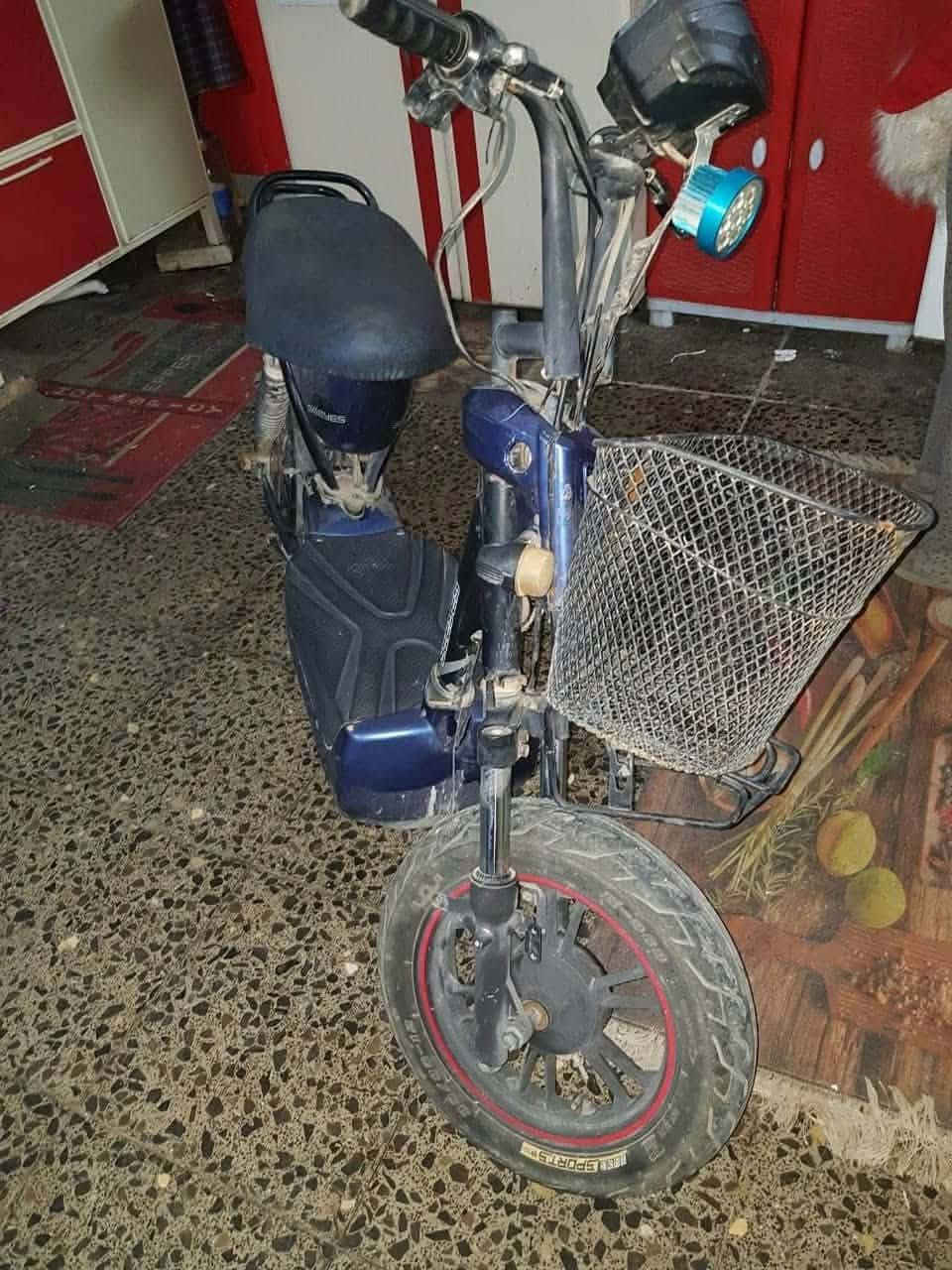 دراجة كهربائية • سرعة ٦٠ • بطارية ليثيوم