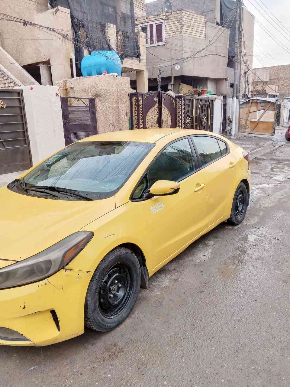 السلام عليكم سياره فورتي للبيع وارد امريكي موديل 2017 سياره نظيفه مصبوغه على ايدي جانت لون اسود صبغتها اصفر صدر امامي خلفي جديد كير تبريد مكينه خير من الله تخم تاير السياره ب اسمي  تحويل ثاني يوم ليبل واحد بدون ايرباك حادثها من امريكا بخشم البنيد رقم بغداد لاغرامات مطلوبه ولاهيئه
السلام عليكم سياره فورتي للبيع وارد امريكي موديل 2017 سياره نظيفه مصبوغه على ايدي جانت لون اسود صبغتها اصفر صدر امامي خلفي جديد كير تبريد مكينه خير من الله تخم تاير السياره ب اسمي  تحويل ثاني يوم ليبل واحد بدون ايرباك حادثها من امريكا بخشم البنيد رقم بغداد لاغرامات مطلوبه ولاهيئه 
مكاني بغداد بياع شرطه الخامسه السعر 95 وبيها مجال
***********
