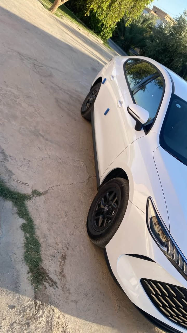 Byd
كن بلاص
2025
عداد المسافه 30 الف كيلو
132$
***********
