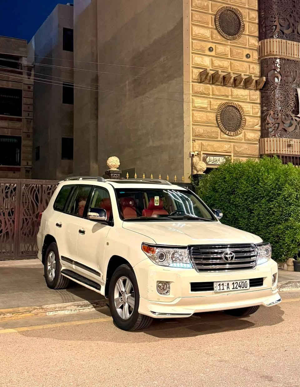لاندكروز • ٢٠٠٩ • رقم بغداد