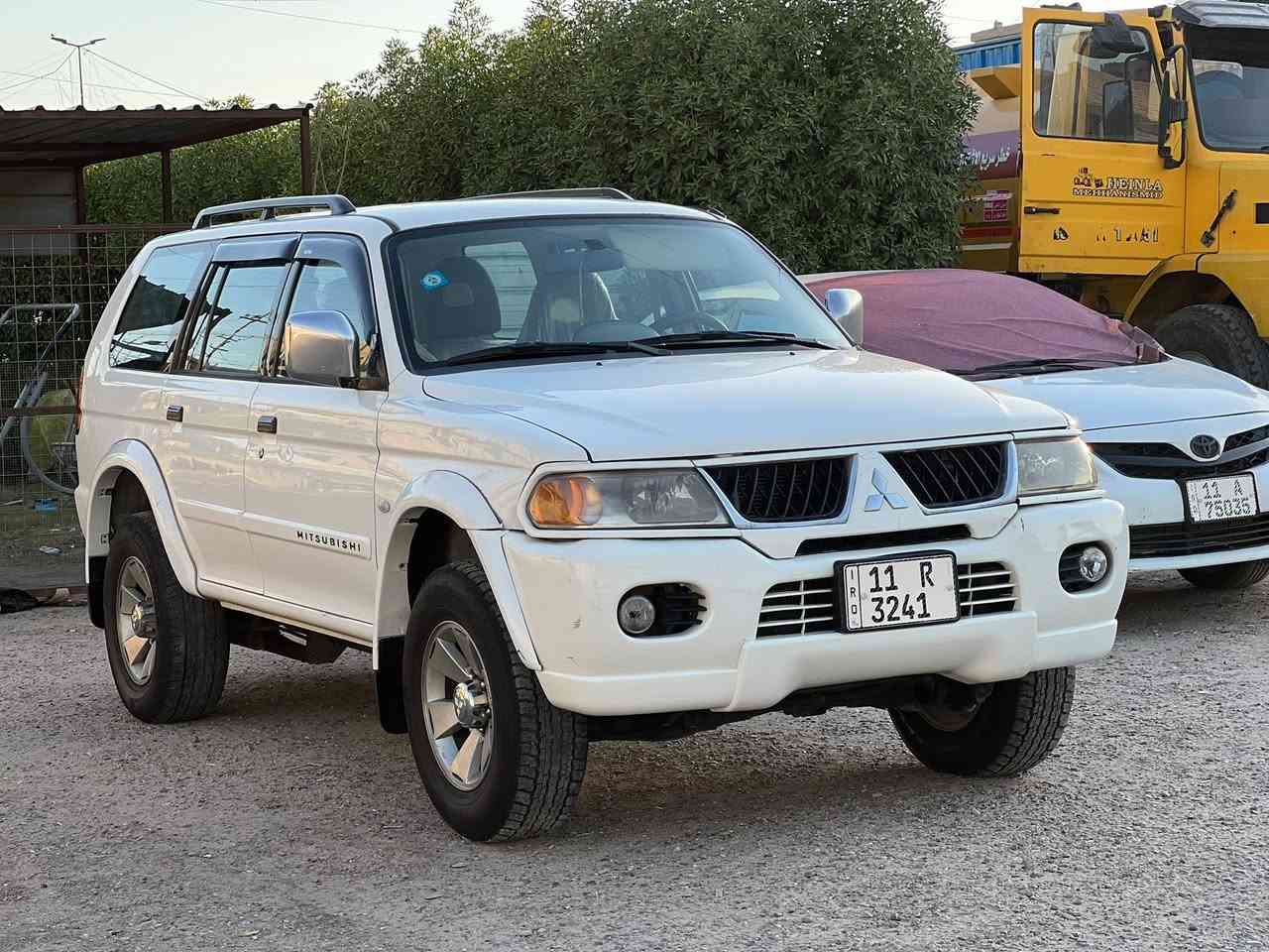 السلام عليكم 
باجيرو انتيفا 2006
رقم بغداد انكليزي 
بيهه قطعه صبغ فقط
والباقي كفاله 
مكينه كير كفاله 
سعر ٨٥ وبيهه مجال
***********

