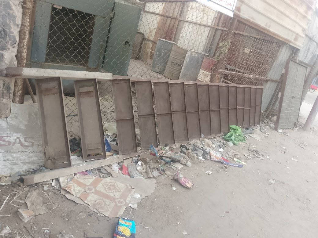 درج حديد خارجي • ٥ونص متر • واجهة برج جديدة