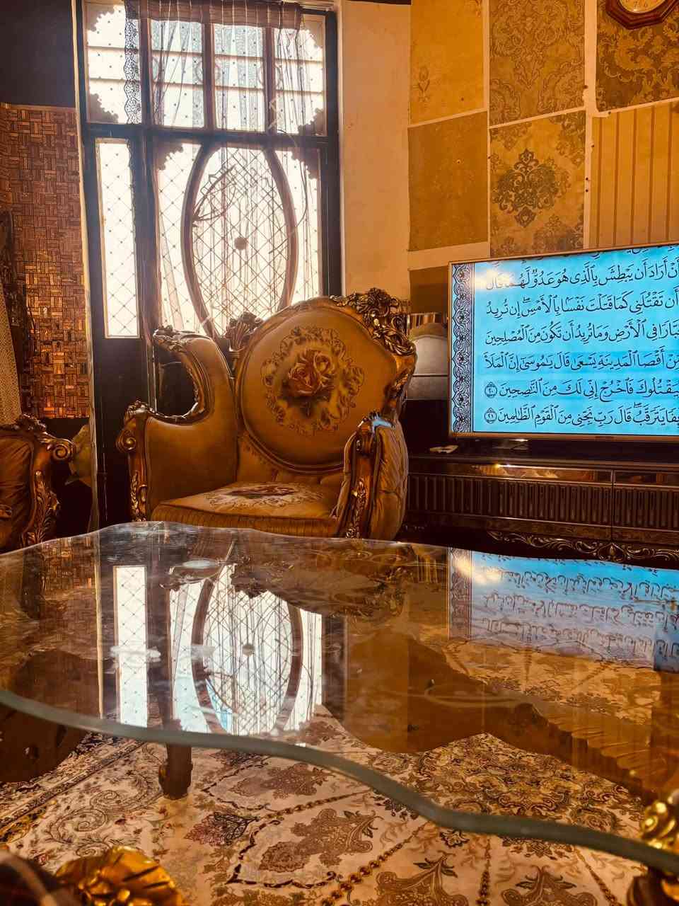 تخم زان مصري ١٠ مقاعد مع طبلة وسطية بيع  مستعجل ٨٥٠ الف ***********
