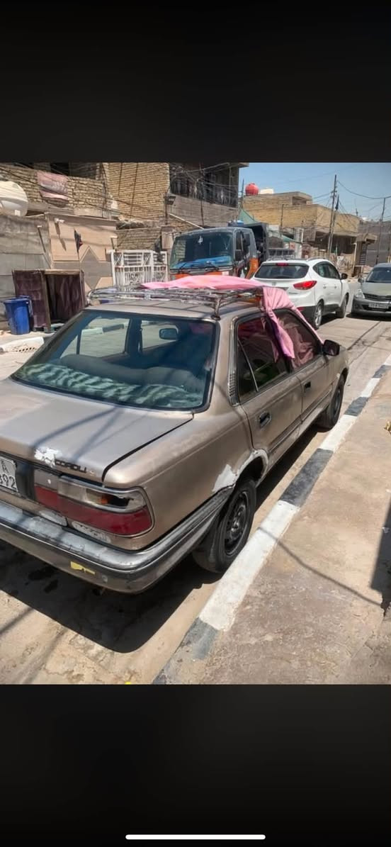 السلام عليكم 
كورلا موديل 1990
كير ومكينه مكفولات كير اوتماتيك
حدادي 80‎%‎
رقم ذي قار انكليزي بـ اسمي مصفره من الغرامات
مكاني بغداد البلديات 
سعر 25$ بيها مجال 
استفسار *********** ممتوفر واتساب
