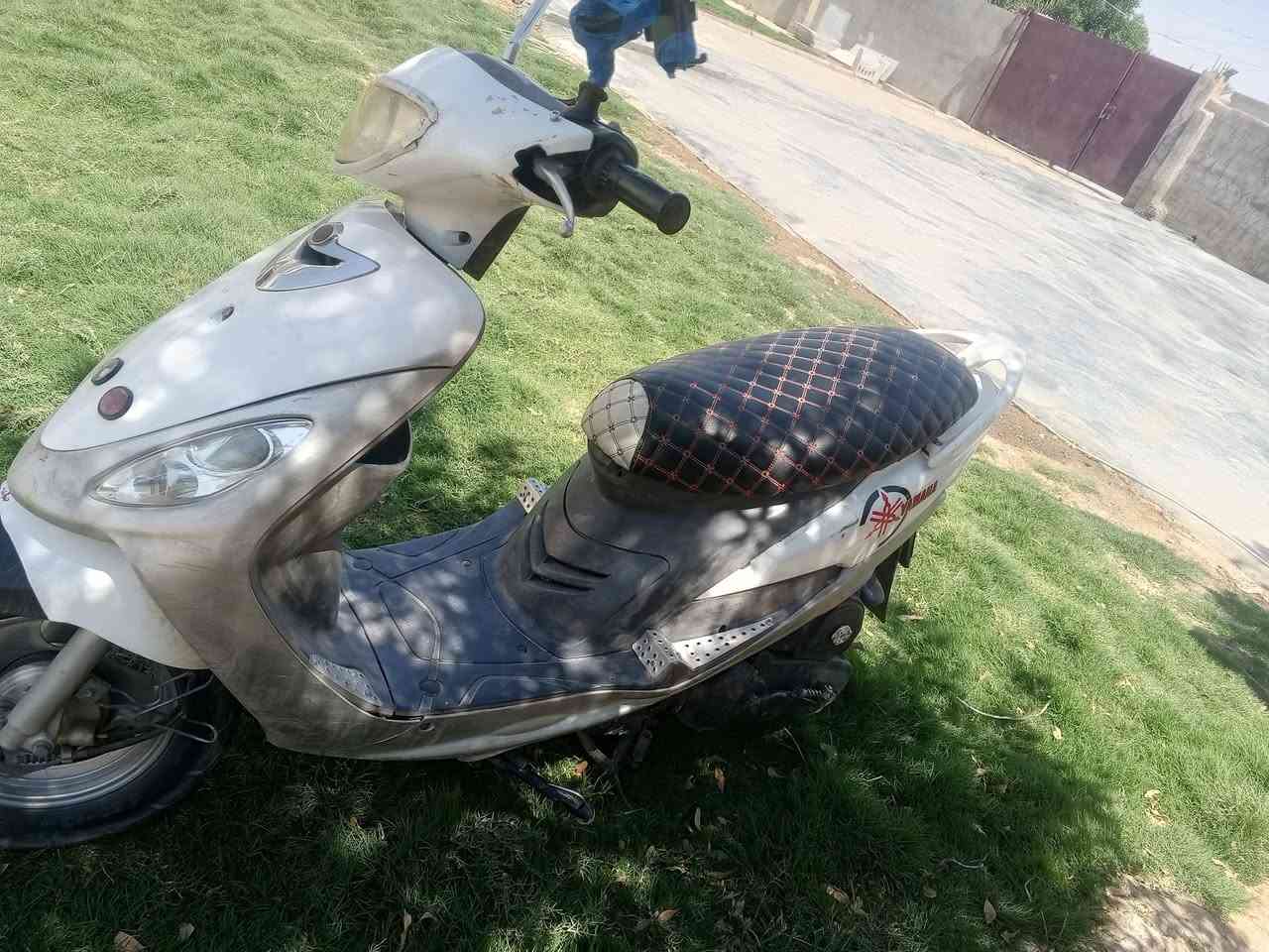 السلام عليكم دراجه ماكس  للبيع دراجه نظيفه فول محرك ماكو صرف فول الفول مكان ديالى  المقداديه مام ويس ***********
