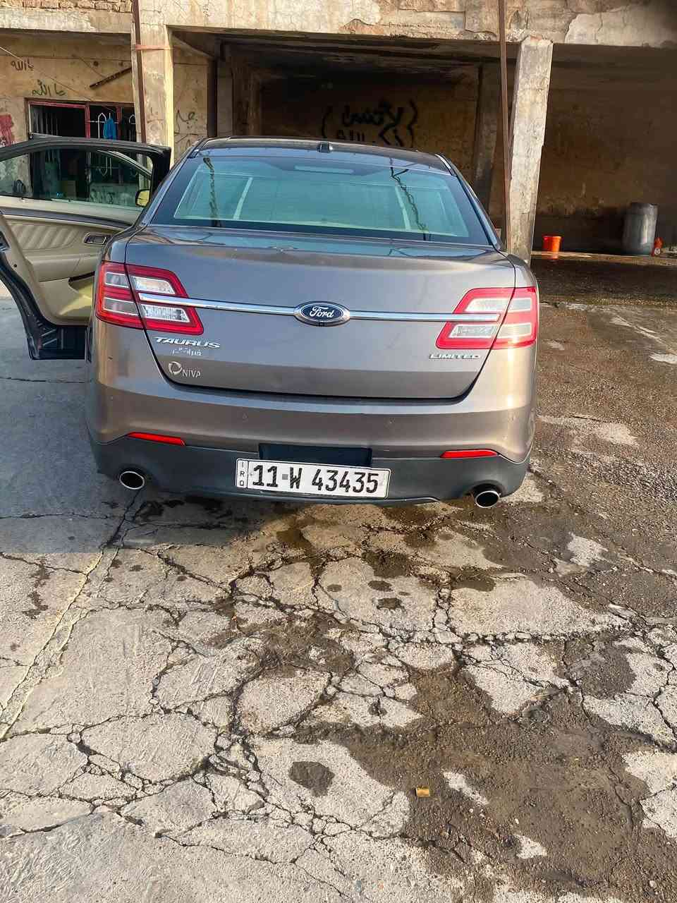 فورد تورس ٢٠١٣ للبيع
خليجي وكاله نيفا
١٤٣٠٠٠ ماشيه
بيه صبغ الباب الايمن والخلفي بدون حادث
موصفات لمتد
سيرفس كامل 
تخم تاير
صدر جيد 
باتري جيد
جاهزه من كل شي
تبريد ثلج
السعر 120$ وبيه مجال
***********
