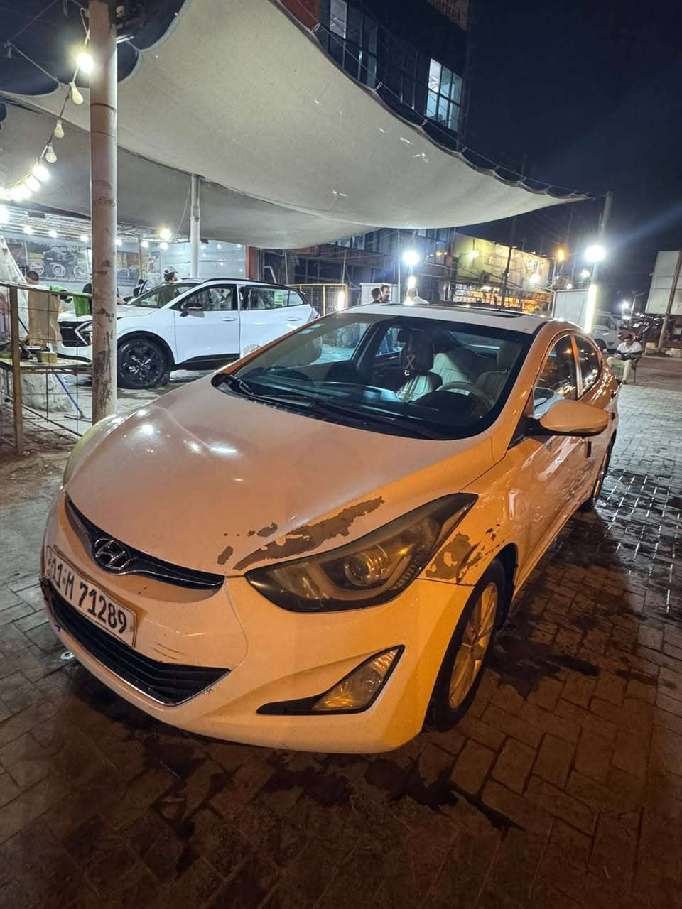 🚗 هونداي النترا 2016 – وارد خليجي 🇰🇷
المواصفات:

- محرك 1800 (دوش)

- فتحة سقف

- تحكم بالستيرن

- شاشة تاب أندرويد 

- تبريد قطعتين

- كامرة دوّارة

- ماشية 290 الف

- 5 ويل كب

- إشاير بالمري

- مري كهرباء

- داخل صاج 

- السيارة بيهه كارت صبغ قليل كلير 

- السيارة جاهزة بالكامل، ومكفوله من تبريد وكير ومحرك وحداديه 
-رقم بغداد بأسمي تحويل مباشر 

📍 الموقع: بغداد – الكرخ الغزاليه 

📞  الهاتف :  078‪07741443 بي واتساب

 السعر : 108
