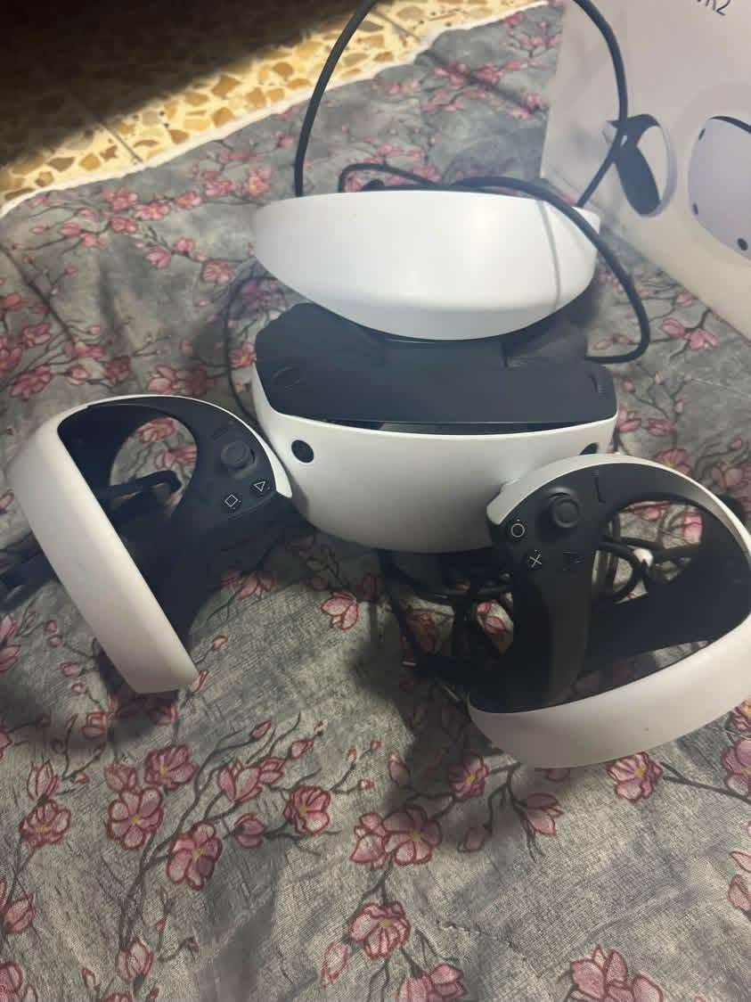 السلام عليكم سوني vr 5 لل بلاي ستيشن 5
مستعمله أخو الجديده استعمال بسيط جدا مطلوبه ب 50***********
بغداد مكاني
