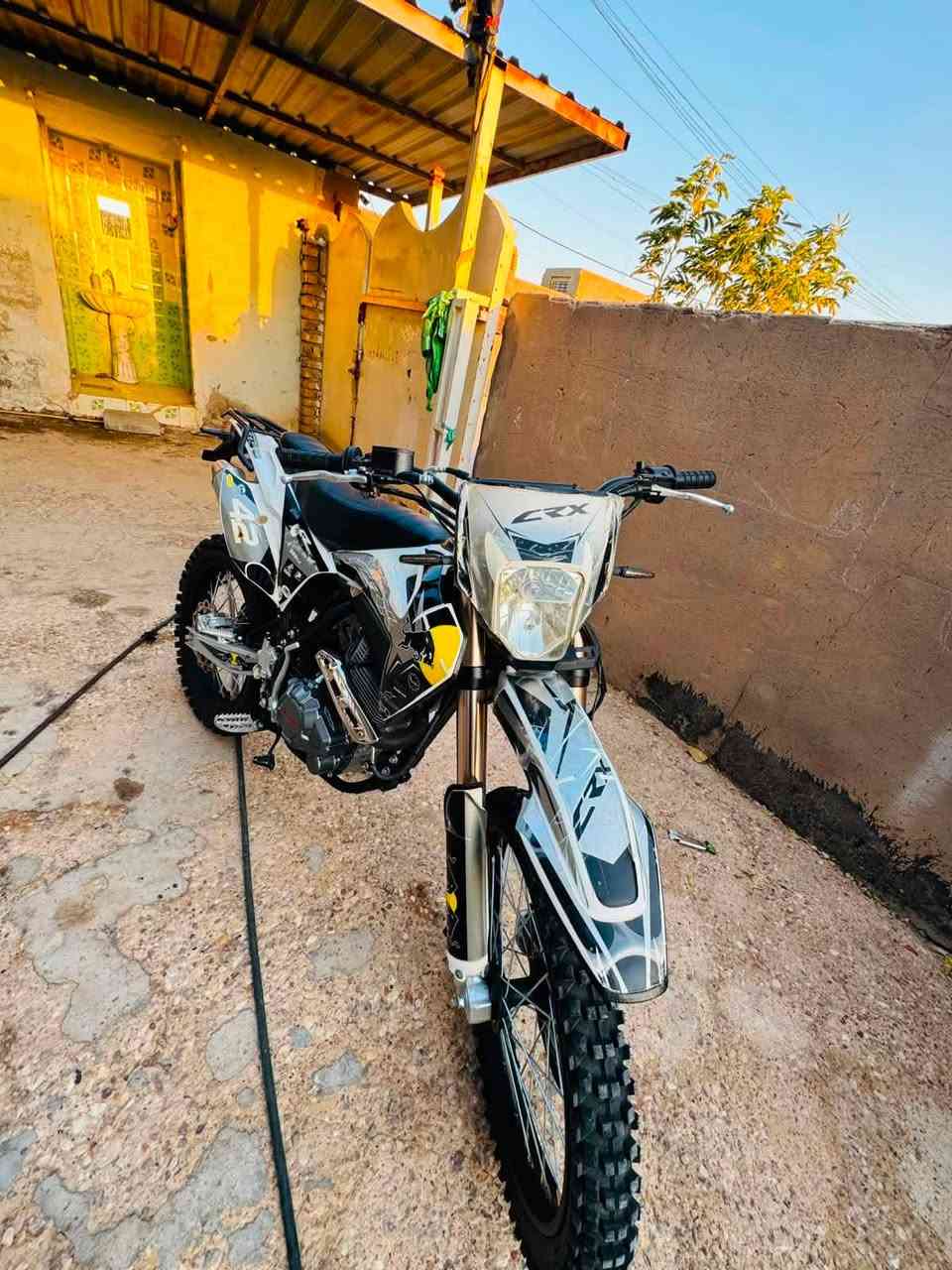 سلام عليكم
قفاز CRX موديل2025

حجم لمكينهcc300

حجم دراجه42

باب اول شرط جيس

بيه ورقه وحده فقط مال معرض

مكان كوت دجيلي شراي يتصل فقط***********
