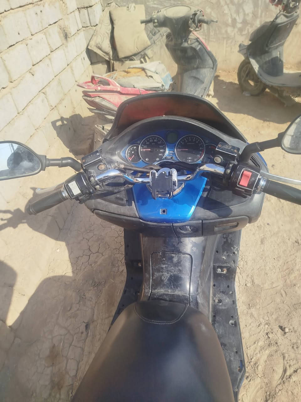 فورزه 08للبيع جاهزه شغل وطلع وين ميعجبك السعر خاص ***********
