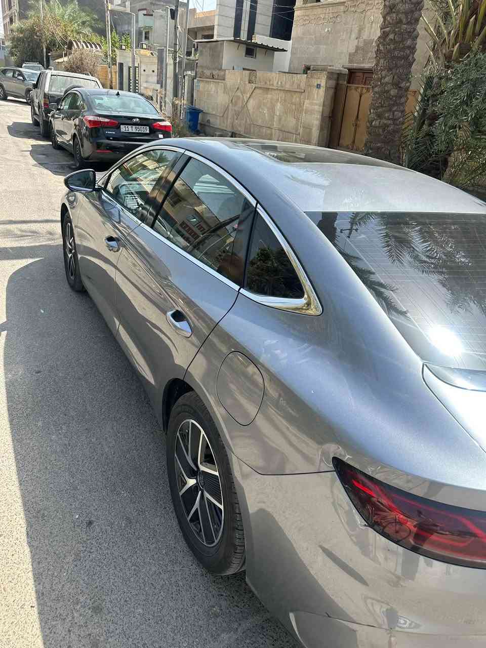 السلام عليكم
BYD QIN L 2025 
كن ال موديل ٢٥ للبيع 
ماشيه ٢٤ الف كيلو ، ١٣ على المكينه فقط
السياره فول مواصفات 
بطاريه ١٢٠ كيلو 
بانوراما ، خمس كامرات 
داخل جلد 
وهوايه مواصفات غيرها
بيها باب عكس السائق بارد بسيط جداً 
والجاملغ الخلفي طخه بسيطه موضحه بالصور 
محدثه اخر تحديث 
مكانها بغداد 
***********

