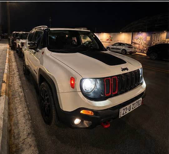 للبيع Jeep Renegade Trailhawk 2023
جيب رييجنيد 2023

 Trailhawk – أعلى فئة للطرق 

اللون ابيض 
رقم الشاصي 

ZACNJDC16PPP40765

* مواصفات Trailhawk الأصلية
بصمة  وتشغيل عن بعد  وجام اتو هاند بصمة
* محرك 1.3 تيربو
* 4 سلندر
* رادار نقطة عمياء واشاير بل مري
* ماشيه 31,890  كيلو وليس ميل
* محرك كير كفالة وعل فحص
* شاصي لغود كفالة وعل فحص
* تبريد ثلج كفالة
* حدادية كفالة 
* داخلها اسود بلادي وختم الترايل هوك عليها 
* كير أوتوماتيك 9 سرعات انسى الصرف والعطل
* دفع رباعي 4×4
* شاشة شادلها كار بلي واندرويد اوتو كلشي مرتب وبلوتوث وسماعاتها فول beats الاصلية مالتها
* ايرباك سستم
* أنظمة قيادة للثلج والرمل والطين والصخور
* Hill Descent Control 
* السيارة بابين وجاملغ مبدلات فقط  نفس اللون اصليات بصف السايق 

سيارة  نشطة كلش مرتبها عل ايدي معتني بيها متصرف عليها ربع مميزة وعملية خصوصا ببغداد ترايل هوك يعني انسى متحس  بالطسات والحفر 
الدشبول ولا كلوب بعدها بوضع الشركة.

السيارة باسمي تحويل مباشر
مكاني بغداد اليرموك 
السعر 143 وبيها مجال.
*********** بغداد, العراق
