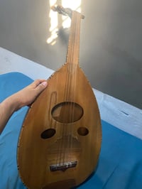 عود سوري زرياب نضيف ومرتب يي ضرر مابي وصوته كلش حلو مرفق بلفديو صوته ر...