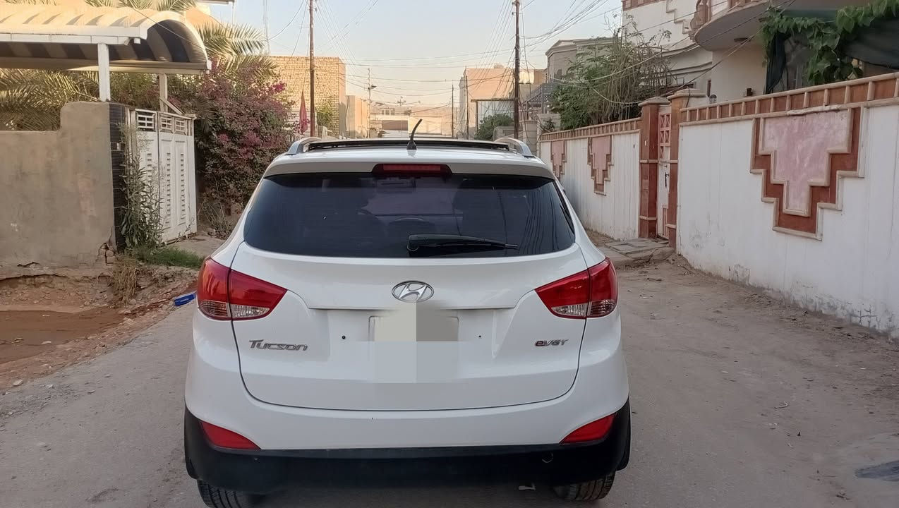 السلام عليكم....للبيع فقط
توسان 2014 خليجي رقم نجف سنويه لل 27 
تحكم ستيرن ايرباكات تبريد قطعتين 
السيارة ماشية 73 الف حقيقي 
بيها صبغ جاملغات الخلفية والتكم وتبديل الجنطة والقمارة بجم كبس والحوض كبس صور التصليح منشورة 
السعر 105
عنوان النجف ***********
