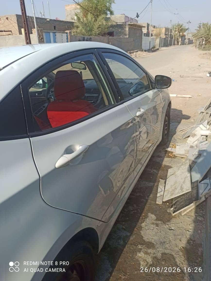 اكسنت موديل 2013 سياره خير من الله مكينه جديده 1600 تخم تأير تبريد سياره جاهزه بس بيهه بارد بلباب الاخير مامصلح واضح عندك بلصوره الاتصال عل *********** مكان الديوانيه
