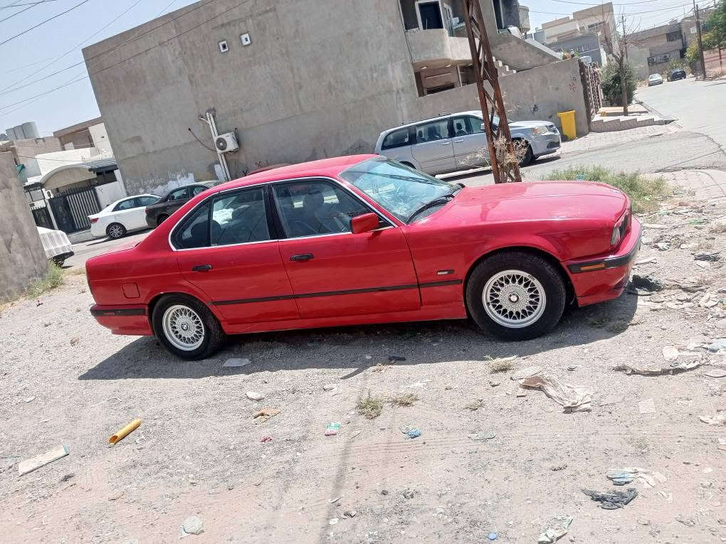 سلام عليكم شباب بي ام دبليو موديل 1992 أصل 520 بس كير أو محرك 525 اتوماتيك للبيع سياره جاهزة بدون برغي نقص دعامي أمامي خلفي M صدر أمامي خلفي جديد سعره 55 ورقة وبي مجال مكاني كركوك شراي اتصل *********** كركوك, العراق
