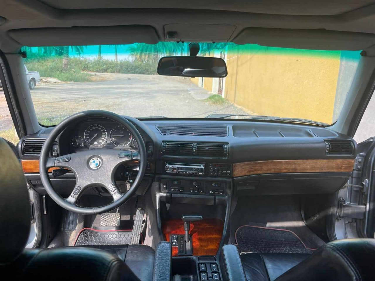 🚘🔥 للبيع BMW 735 موديل 1990 🔥🚘

📍 رقم بغداد إنكليزي
📄 باسمي – تحويل مباشر
🔧 السيارة بلادي
⚙️ 6 سلندر
🌞 سلايد رووف – طگتين
🛋️ داخل جلد
💺 كشنات كهرباء

💰 السعر: 85 ورقة
🔄 أكو مراوس بسوناتا مقدسة فقط

📞 للتواصل: *********** بي واتساب
