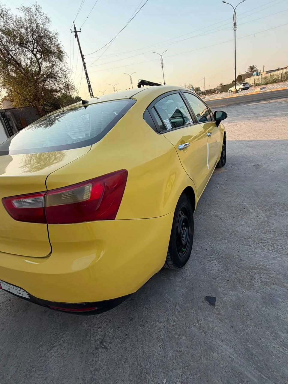 السلام عليكم كيا ريو ٢٠١٢ خليجي مكفولة كفالة عامة مابيهة برغي نقص بدون حادث بدون معجون مكينة ١٦٠٠ دوش كير ومكينة مكفولات سونار موجود تخم تاير جديد مصفرة هيءة وغرامات مكاني بغداد السعر ٧٠ وبيهة مجال قليل 
***********
