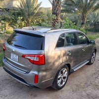 سورنتو موديل ١٤ فول مواصفات اعله فئه sxl معروفه المواصفات ٦سلندر ٧راكب...