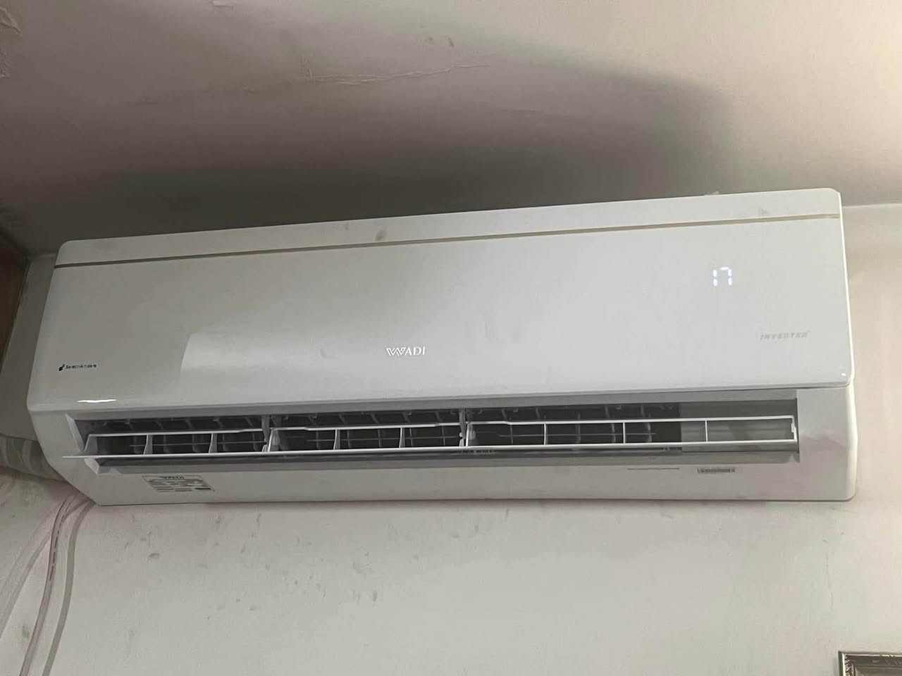 ❄️ تنصيب وصيانة جميع أنواع السبالت باحترافية وجودة مضمونة ❄️

📞 ***********

إذا تريد سبلتك تشتغل بأفضل أداء وتبرد مثل الوكالة، فالتنصيب الصحيح هو الأساس. إحنا نهتم بأدق التفاصيل حتى تستلم شغل مرتب، نظيف، ومضمون.

✅ تنصيب جميع أنواع السبالت (العادي، الإنفيرتر، والكاسيت)
✅ صيانة دورية ومعالجة جميع الأعطال
✅ تنظيف الوحدات الداخلية والخارجية
✅ تعبئة غاز وفحص وكشف التسريبات
✅ فك ونقل وإعادة تنصيب
✅ فحص شامل قبل وبعد العمل

⚠️ انتبه من الأسعار الرخيصة، لأن بعضهم يقلل كمية الغاز أو يستخدم مواد رديئة، وهذا يسبب ضعف تبريد، وتسريب غاز، وأعطال متكررة، وصرف كهرباء أعلى.

💙 وبثواب الإمام الحسين (ع)، تنصيب مجاني للعوائل المتعففة.

📍 تنبيه مهم:
✅ شغلنا داخل بغداد فقط (الكرخ والرصافة).
🕐 متواجدين على مدار 24 ساعة.
🚫 ما نطلع للمحافظات.

📞 للحجز والاستفسار ***********

✨ ثقتكم مسؤوليتنا، وشغلنا النظيف هو أفضل إعلان إلنا. ❄️🔧
