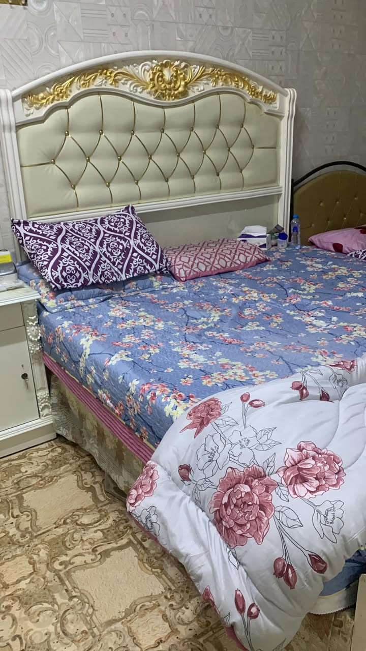 غرف كبيره للبيع ب٩٥٠ الف
وغرفه صغيره ٣ باب ٥٥٠ الف في البصره بالأمن الداخلي للاستفسار ***********
