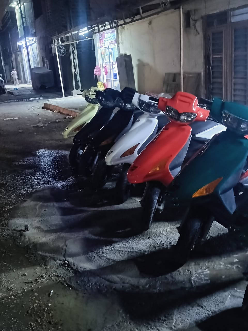 حاويه • دراجات • قفل
