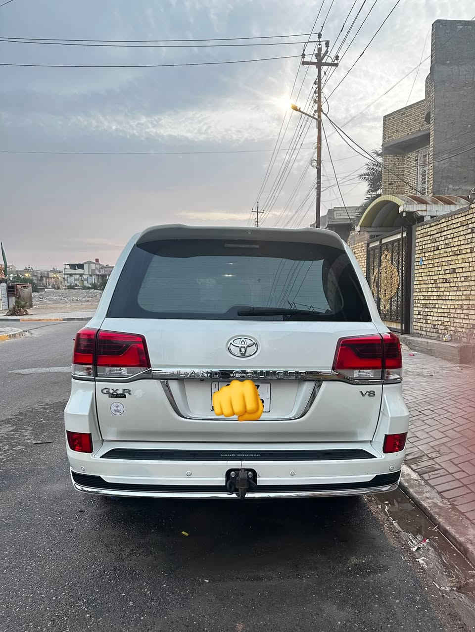 🚘 تويوتا لاند كروزر 2021 خليجي للبيع

لاند كروزر موديل 2021 خليجي، سيارة نظيفة ومحافظ عليها، جاهزة للبيع.

🔹 السيارة مغلفة PPF بالكامل للمحافظة على البدي والطلاء + الجام مغلف عازل حراري 
🔹 داخلية مشمشي جلد + شامواه، مرتبة وفخمة
🔹 المواصفات خليجي كاملة وباقي المواصفات مثل مواصفات اللاند كروزر الخليجي المتعارف عليها بالعراق
🔹 يوجد تعديل بارد بمقدار أربعة أصابع في مقدمة البنيد، والتعديل خارجي فقط بدون أي ضرر داخلي
🔹 السيارة نظيفة ومحافظ عليها من الداخل والخارج
🔹 لا تحتاج أي مصاريف، جاهزة للاستخدام
🔷 الممشى : 69000km

📍 الموقع: البصرة 
💰 السعر: قابل للتفاوض للجادين فقط

للمزيد من التفاصيل والاستفسار، واتساب ***********
