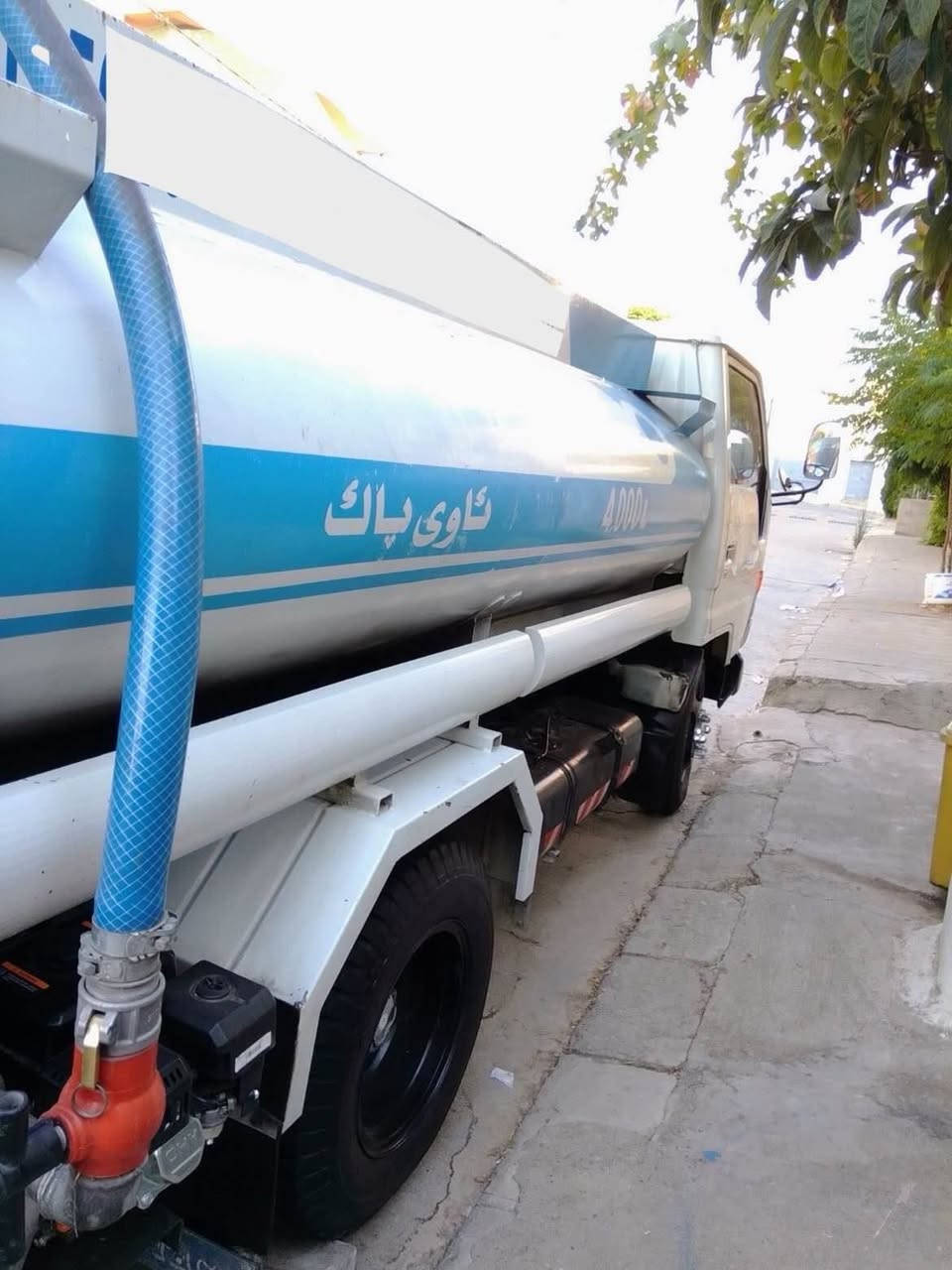 تەنکەر مۆدێل ١٩٩٨ بئ بۆیاخ ئارمی سلیمانی مەزبوت بێ کێشە گێر ومەکینە موزبوت بەشەرت ماتۆری کۆژینی مەزبوت سۆندەی لۆک لەسەرە  شویێن سلیمانی *********** Singapore
