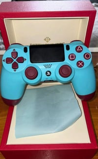 🎮 جوستك PS4 للبيع ✅ شغال ومختبر 🎮 أزراره وأنالوجاته شغالة 💰 سعر سريع  ...