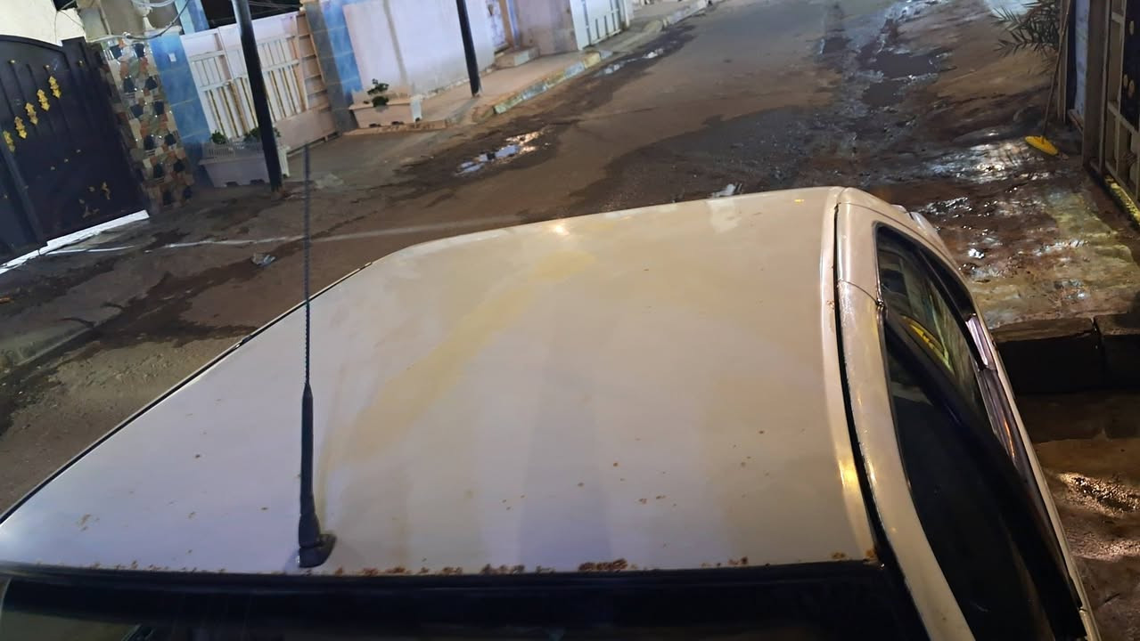 السلام عليكم بيجو 405 للبيع السعر 27 كير  محرك تبريد مكفولات مكاني بغداد ***********
