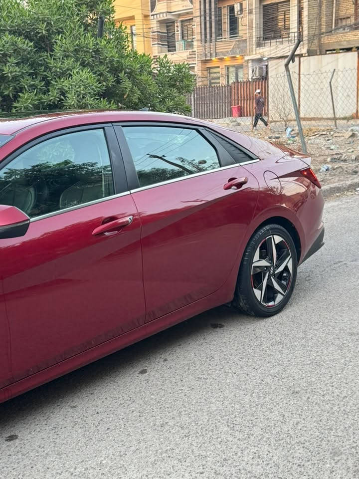 انتر 2023هايبر
رقم بغداد بسمي 
فول موصفات سياره
ماشيه 50الف كيلو متر
سياره بعده جديد
صور حادث بالمنشور 
رقمي ***********
سعر سياره 147
