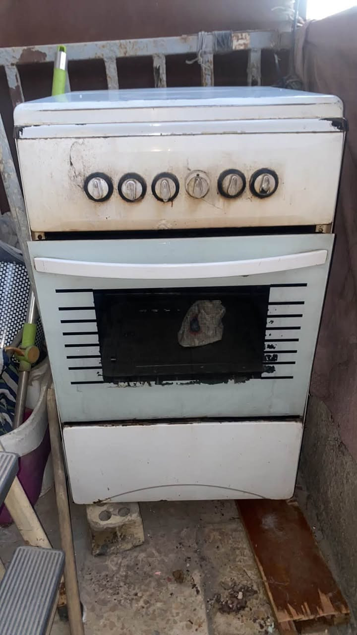 للبيع كيزر وطباخ مستعملات بسعر مناسب
‭***********‬
