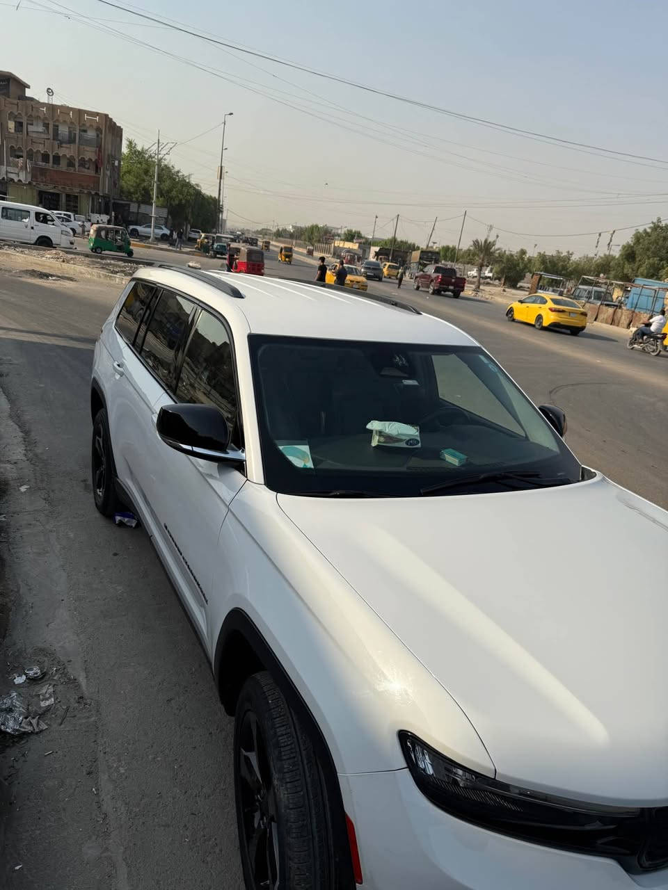 جيب كراند شيروكي 7 راكب 2022
وارد امريكي بدون حادث
ماشيه 26الف ميل 
فئتهة اليمتد
موصفاتهة
عدد شاشات 2
 كشن كهرباء 
تدفئة مقاعد و ستيرن 
تحذير اصطدام امامي و خلفي 
رادار 
نقط عمياء تحديد مسار 
مثبت سرعه 
صندوك كهرباء 
مقاعد منفصله 
و بعد بيهة مواصفات
الكير و المحرك مكفولات 
سنويه جديد رقم بغداد
سعرها.  300
*********** ☎️ بغداد, العراق
