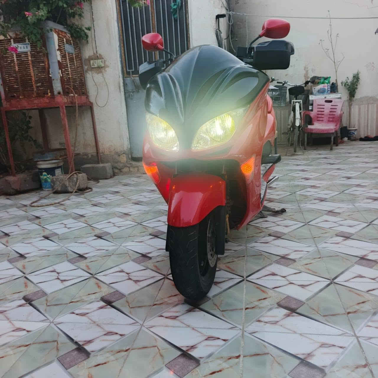 فورزه 08 للبيع السعر 950 وبيه مجال
دراجه كفاله محرك وكير وجويتر 
3تحويلات 6نمر 
امبثري بلوتوث  سستم سماعات صوت نقي 
لايت زنون 
فدراليات 
باقي المواصفات معروفه 
اوراق كامله 
مكان الدراجه في بابل قضاء القاسم  
رقم راعي الدراجه  اني مكلف بلنشر 
***********
