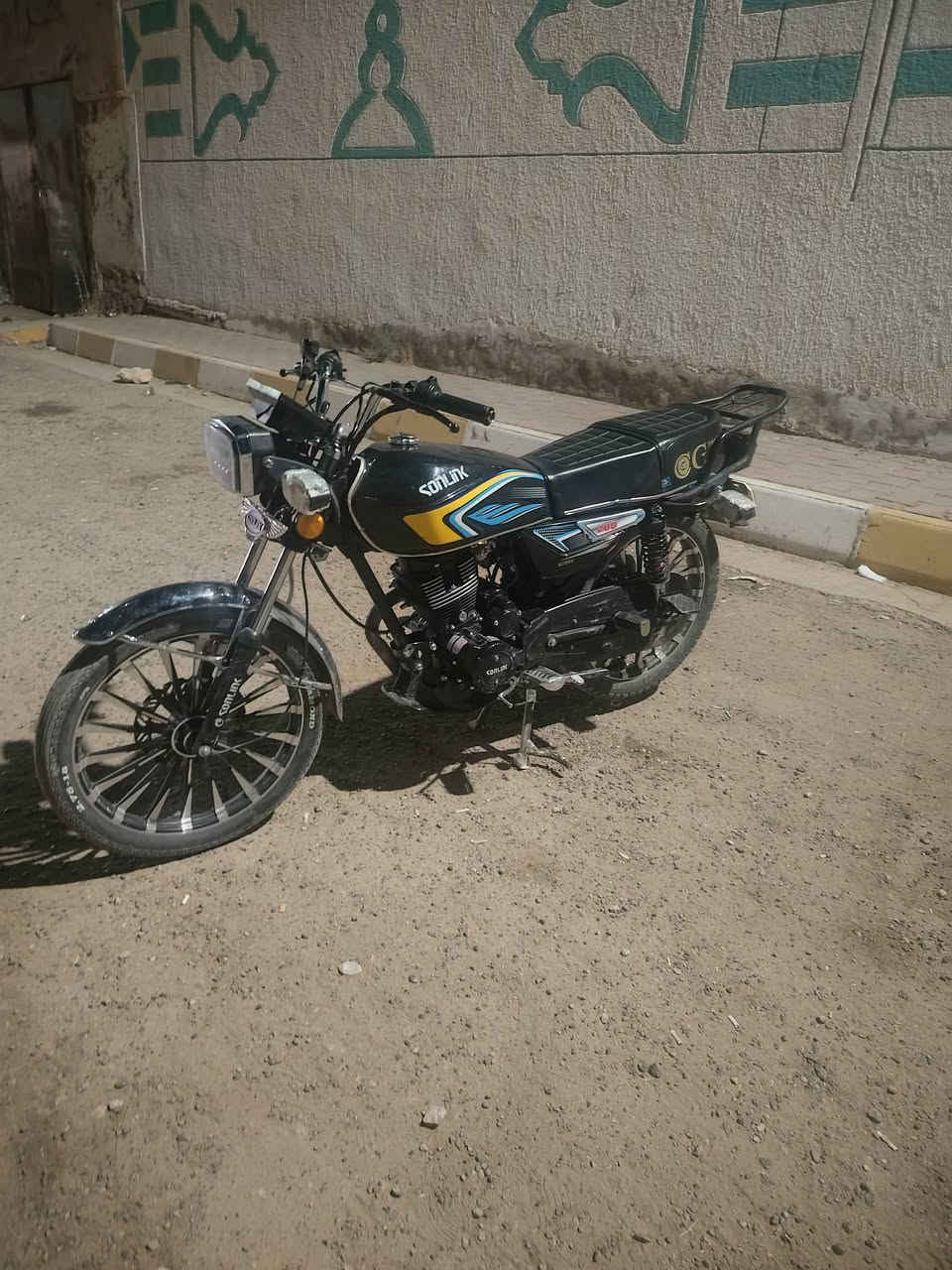 سلام عليكم ماطور ايران للبيع موديل 25 محرك 200 جواكيج المكان حديثه سعر ***********
