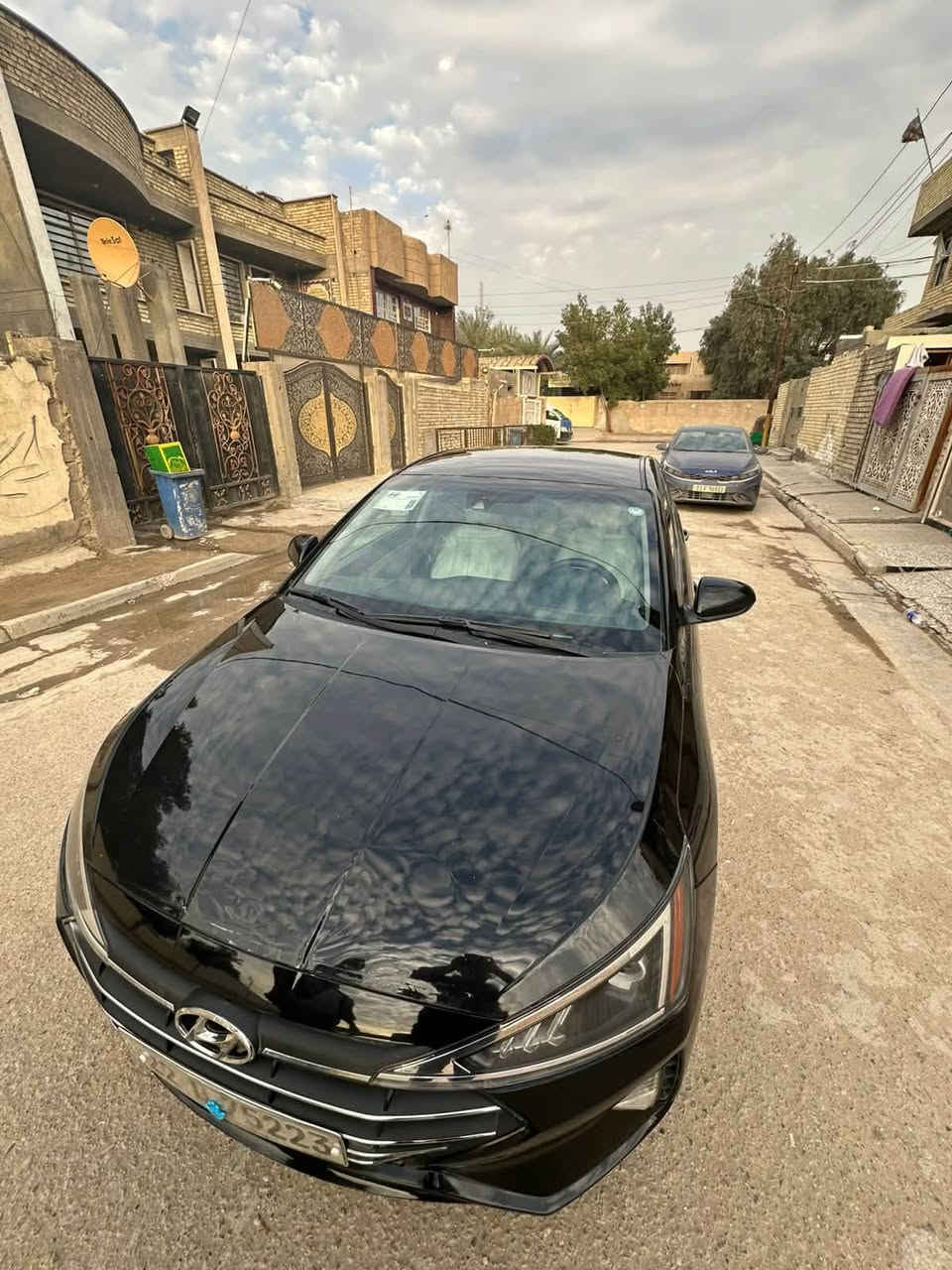السلام عليكم النتره 2020 رقم اربيل باسمي
حادثه قبق جنطه مبدل وجاملغات بارد واني صبغتهن بالعراق وسونار وصور كله بالمنشور 
مواصفات عاديه شاشه وتحكمات 
السعر ١٠٧ وبيه مجال 
العنان بغداد الامين الثانيه 
***********
