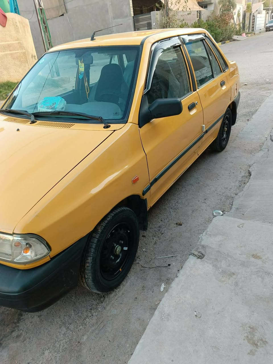 سايبا موديل 2015
رقم بغداد انگليزي بأسمي 

سنوية لغاية 2031

مصفرة هيئة وغرامات 

تبريد شغال 

تايرات جدد 

بيها طخات بصيطة 

مكاني بغداد البلديات 

هاتف  *********** سعر ٣٠ و بيه مجال
