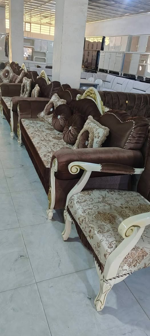 مجمع القيصر للاثاث المنزليه طخم تركي مستعمل للبيع في حي الاسره مفقودين ***********
