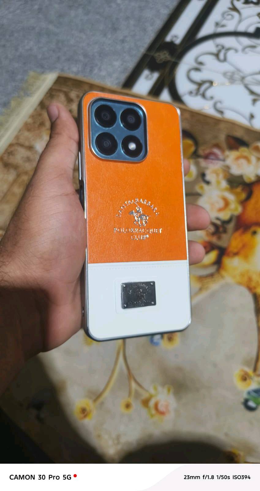 السلام عليكم جهاز honer x8a 
الجهاز امانت الله مامفتوح على على وضع الشركة تجي وتشوف بعينك جهاز خير من الله تصفح والعاب 
معدل التحديث 90 هيرتز 
الذاكرة 128/8 
البطارية 🔋 4500 صرف ماكو (يدعم الشحن السريع) بصمة اصبع +وجة شغالات 

ملاحظة⁉️ فقط هاذا الكسر بل شاشة ومامثر عليه ابد  
المكان. قضاء، القاسم 
السعر 100 وبي مجال كلش كلش بصيط