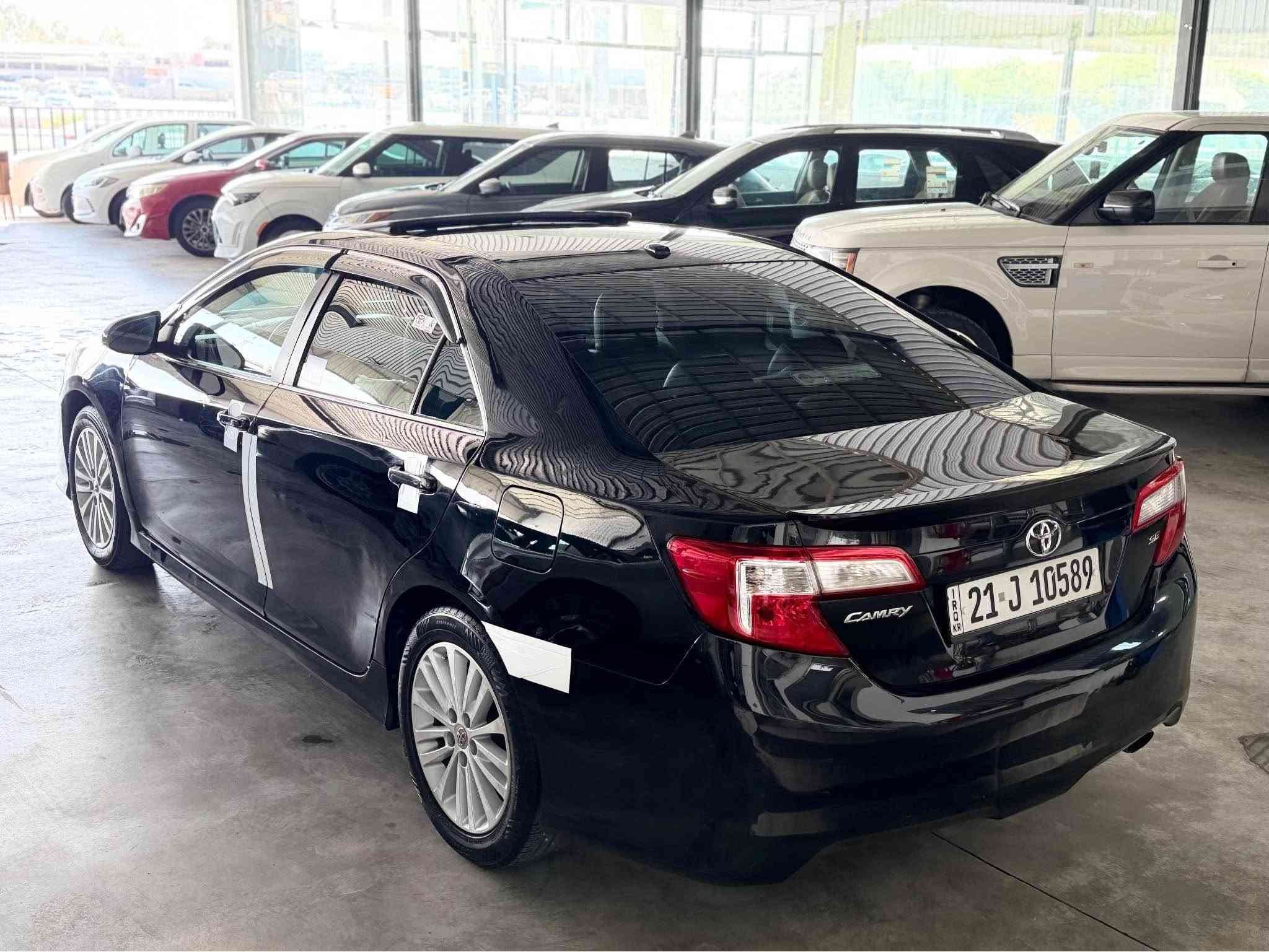 Toyota Camry
كامري 2012
وارد امريكي
لون:. اسود 
للبيع فقط بدون مراوس بدون اقساط
 سياره ماشيه فقد 155 الف 
رقم سنويه جديد لحد 2031 
حجم محرك 4  سلندر حجم محرك (2500) كير محرك شرط  صدر امامي خلفي جديد كهربائيات كل شغال تبريد شغال تخم
تاير جديد

مواصفات SE فول 
بصمه صندوق بصمه سلايت كشن جلد كشن كهرباي كير شفت تحكم استيرن طرفين  شاشه كبير كاميره خلفيه تبريد قطعتين ويل كروم افيلون وباقي مواصفات معروفه

صبغ :. ثلاث قطع امامي صبغ و شبرين باب خلف سكن صبغ 
سعر:. (113).وبي مجال بصيط 
رقم هاتف:. (***********)
عنوان :. كركوك 📍 كركوك, العراق
