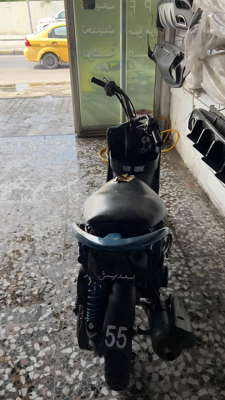 سلام عليكم عدله حربي للبيع عليه دبل خلفي رياضي ابو البطل وقبق فلاوين او صالنصه اف ام دبل بوشه 
ملاحضه الدراجه بيه صوت جواكيج خفيف / مكاني نجف رقم *********** الشراي يتصل ول مو شراي لا يراسل ويتعبني
