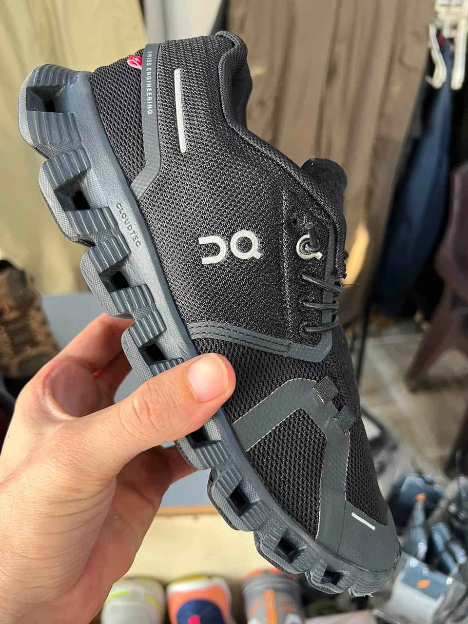 qc
size_40_41 _26 cm
orginal
قطعە نظافە %100
توصیل _جمع
بالە مستخدم
***********
