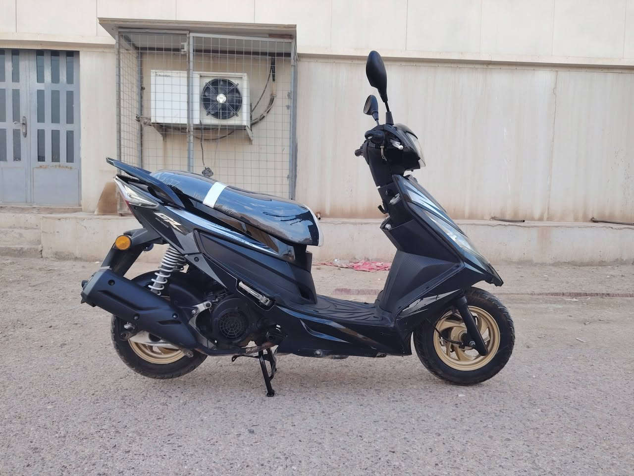 سايم نحله • ١٥٠ • ٢٠١٩